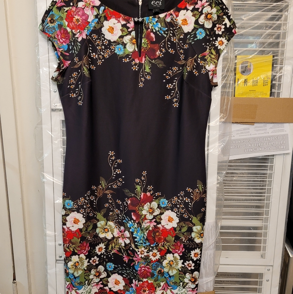 Black/dark brown multicolored floral border print knit and lace dress, Size L.